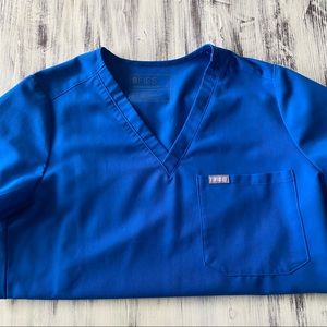 Figs One-Pocket Scrub Top